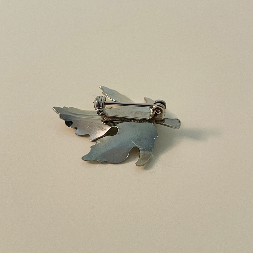 Maple leaf pin - Picture 2 of 2